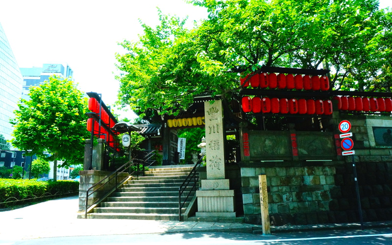 正門
